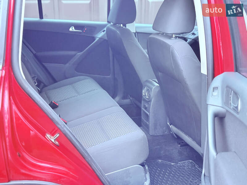 Внедорожник / Кроссовер Volkswagen Tiguan 2010 в Харькове фото 12 Внедорожник / Кроссовер Volkswagen Tiguan 2010 в Харькове
