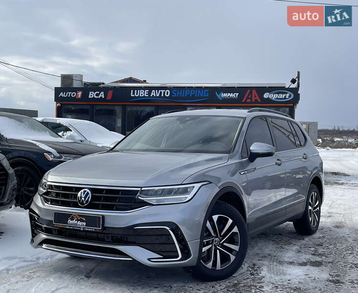 Внедорожник / Кроссовер Volkswagen Tiguan 2023 в Львове