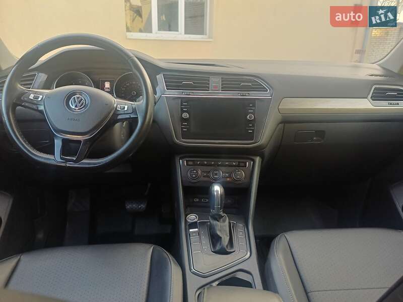 Внедорожник / Кроссовер Volkswagen Tiguan 2018 в Луцке фото 13 Внедорожник / Кроссовер Volkswagen Tiguan 2018 в Луцке