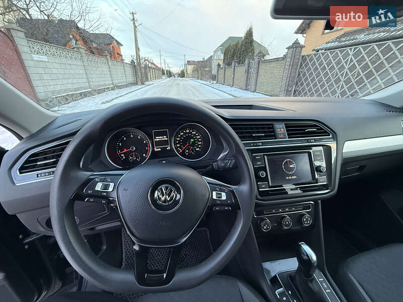 Внедорожник / Кроссовер Volkswagen Tiguan 2018 в Ровно