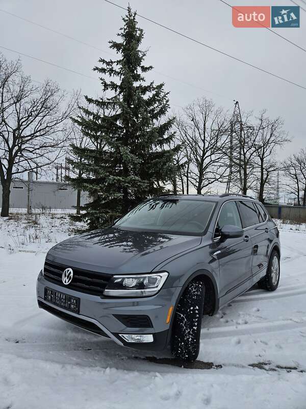 Внедорожник / Кроссовер Volkswagen Tiguan 2019 в Кропивницком фото 2 Внедорожник / Кроссовер Volkswagen Tiguan 2019 в Кропивницком