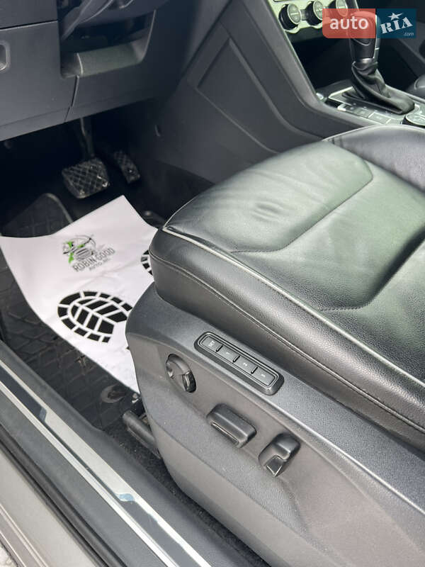 Внедорожник / Кроссовер Volkswagen Tiguan 2017 в Белой Церкви фото 34 Внедорожник / Кроссовер Volkswagen Tiguan 2017 в Белой Церкви
