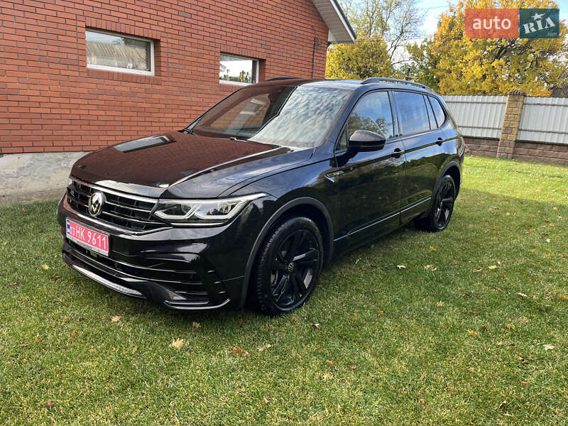 Позашляховик / Кросовер Volkswagen Tiguan 2024 в Чигирину