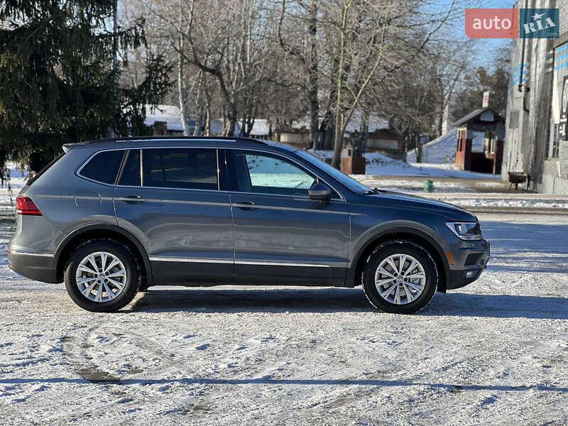 Внедорожник / Кроссовер Volkswagen Tiguan 2017 в Луцке фото 6 Внедорожник / Кроссовер Volkswagen Tiguan 2017 в Луцке