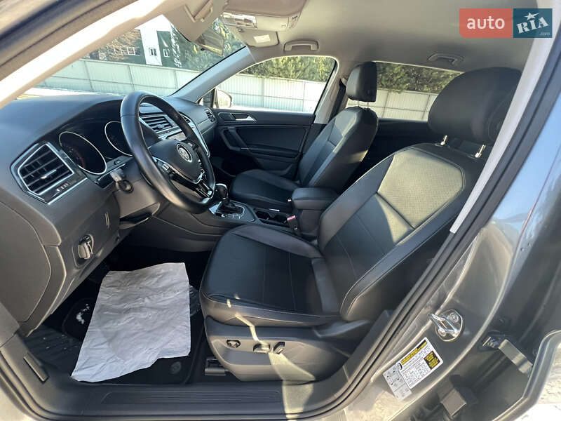 Внедорожник / Кроссовер Volkswagen Tiguan 2017 в Луцке фото 16 Внедорожник / Кроссовер Volkswagen Tiguan 2017 в Луцке