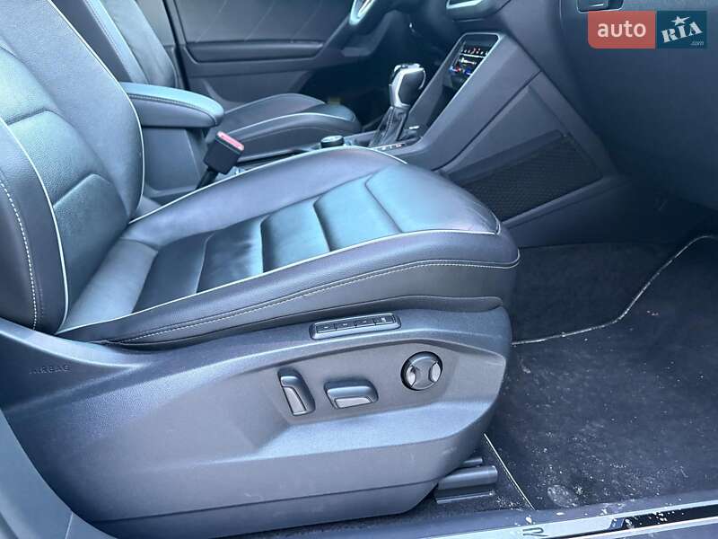 Позашляховик / Кросовер Volkswagen Tiguan 2020 в Львові