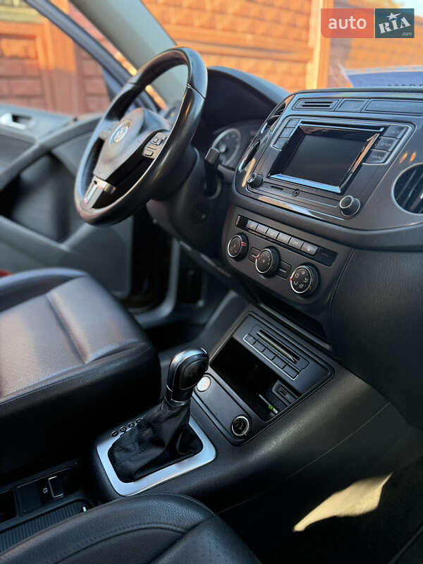 Позашляховик / Кросовер Volkswagen Tiguan 2016 в Миронівці фото 16 Позашляховик / Кросовер Volkswagen Tiguan 2016 в Миронівці