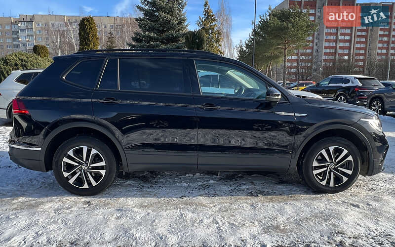 Позашляховик / Кросовер Volkswagen Tiguan 2021 в Львові