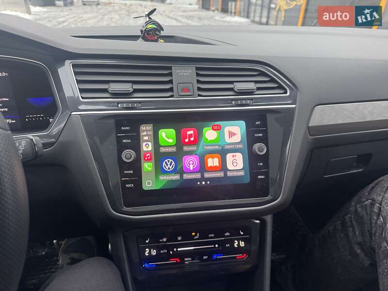 Внедорожник / Кроссовер Volkswagen Tiguan 2023 в Каменском