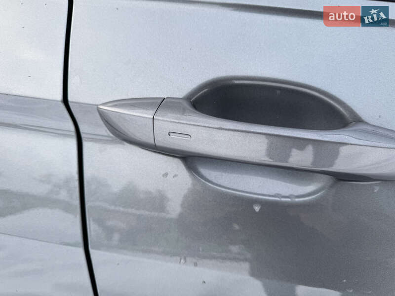 Внедорожник / Кроссовер Volkswagen Tiguan 2018 в Харькове