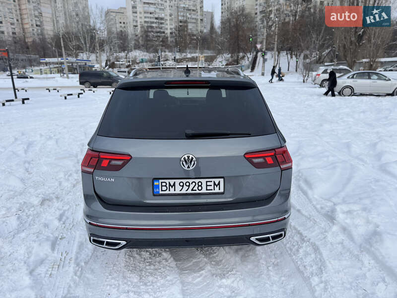 Внедорожник / Кроссовер Volkswagen Tiguan 2018 в Харькове