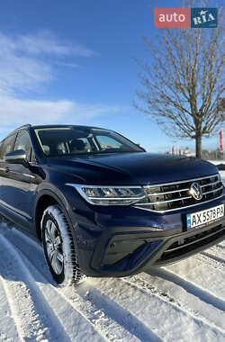 Позашляховик / Кросовер Volkswagen Tiguan 2022 в Львові