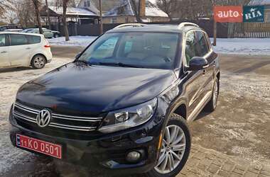 Внедорожник / Кроссовер Volkswagen Tiguan 2015 в Корсуне-Шевченковском