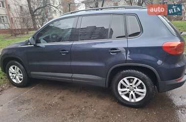 Внедорожник / Кроссовер Volkswagen Tiguan 2015 в Чернигове