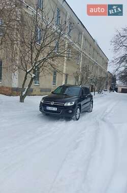 Внедорожник / Кроссовер Volkswagen Tiguan 2013 в Изяславе
