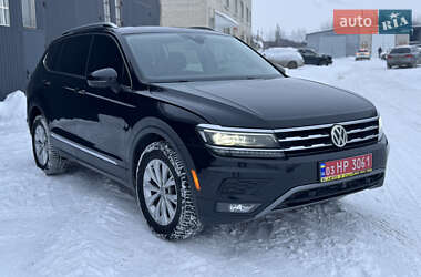 Позашляховик / Кросовер Volkswagen Tiguan 2018 в Луцьку