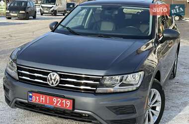 Внедорожник / Кроссовер Volkswagen Tiguan 2018 в Луцке