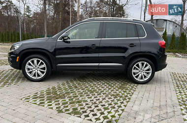 Позашляховик / Кросовер Volkswagen Tiguan 2015 в Харкові