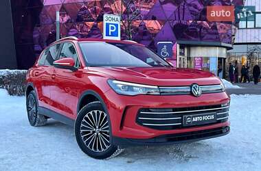 Позашляховик / Кросовер Volkswagen Tiguan 2024 в Києві