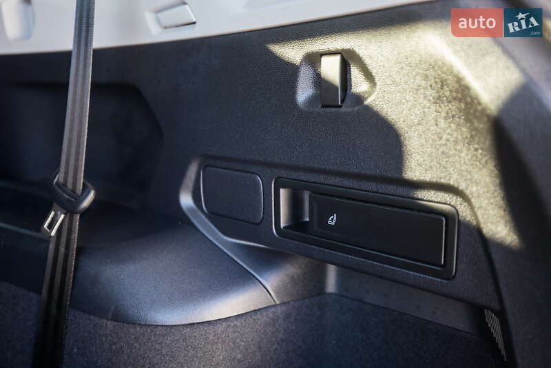 Внедорожник / Кроссовер Volkswagen Tiguan 2023 в Стрые фото 24 Внедорожник / Кроссовер Volkswagen Tiguan 2023 в Стрые