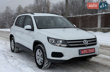 Позашляховик / Кросовер Volkswagen Tiguan 2017 в Києві