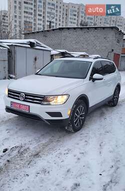 Позашляховик / Кросовер Volkswagen Tiguan 2018 в Києві