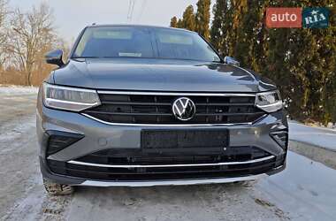 Позашляховик / Кросовер Volkswagen Tiguan 2024 в Києві