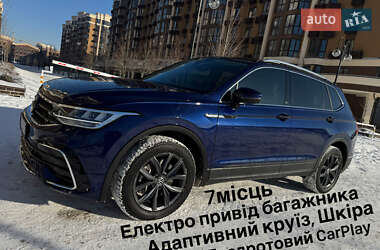 Внедорожник / Кроссовер Volkswagen Tiguan 2022 в Киеве