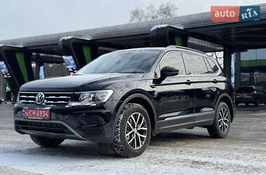 Позашляховик / Кросовер Volkswagen Tiguan 2020 в Києві