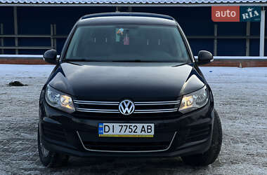 Внедорожник / Кроссовер Volkswagen Tiguan 2011 в Сумах