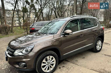 Внедорожник / Кроссовер Volkswagen Tiguan 2014 в Виннице