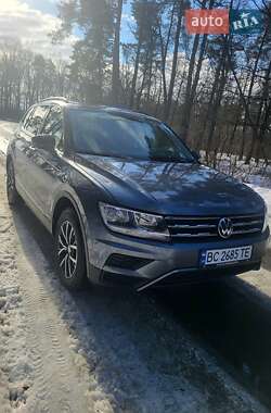 Внедорожник / Кроссовер Volkswagen Tiguan 2019 в Золочеве