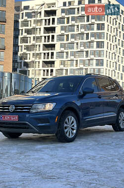 Внедорожник / Кроссовер Volkswagen Tiguan 2018 в Киеве