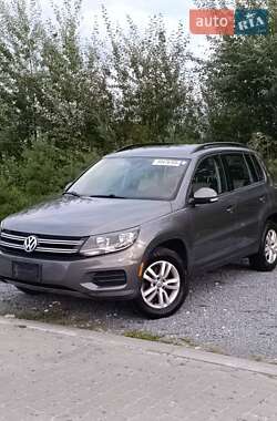 Внедорожник / Кроссовер Volkswagen Tiguan 2016 в Львове