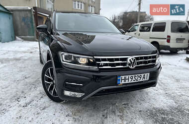 Внедорожник / Кроссовер Volkswagen Tiguan 2019 в Одессе