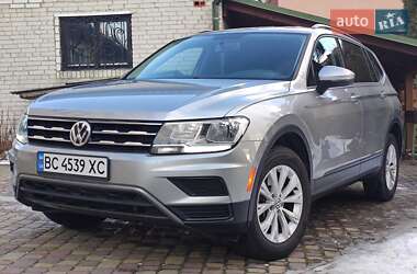 Внедорожник / Кроссовер Volkswagen Tiguan 2020 в Новом Роздоле