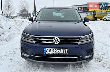 Позашляховик / Кросовер Volkswagen Tiguan 2018 в Києві