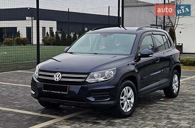 Позашляховик / Кросовер Volkswagen Tiguan 2015 в Мукачевому