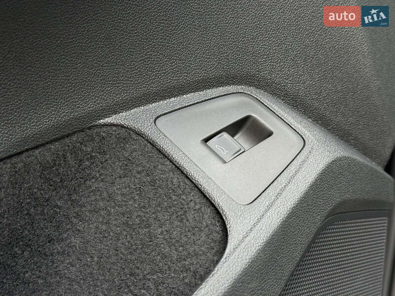 Внедорожник / Кроссовер Volkswagen Tiguan 2019 в Луцке