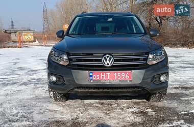 Внедорожник / Кроссовер Volkswagen Tiguan 2016 в Желтых Водах