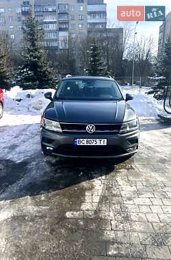 Позашляховик / Кросовер Volkswagen Tiguan 2018 в Львові
