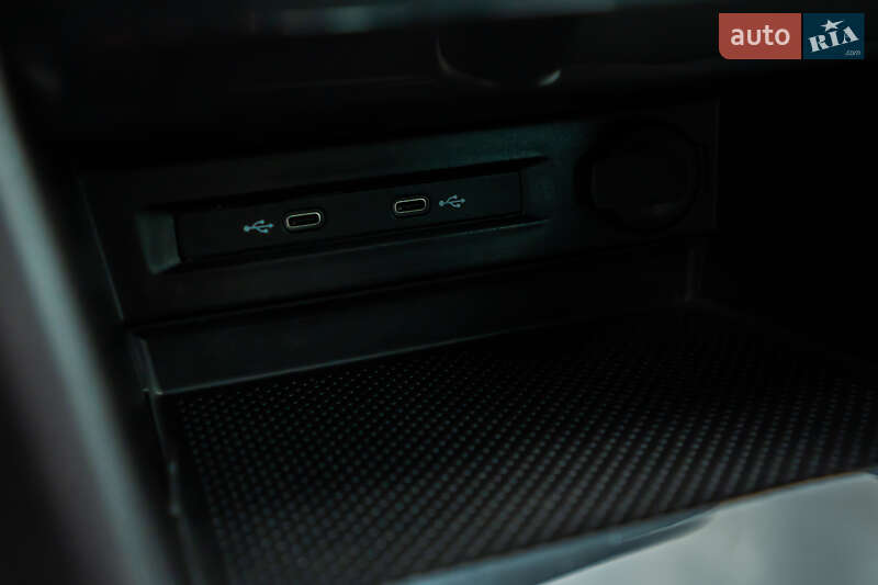 Внедорожник / Кроссовер Volkswagen Tiguan 2021 в Луцке