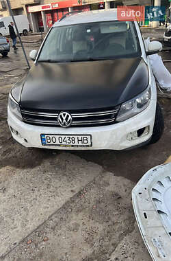 Внедорожник / Кроссовер Volkswagen Tiguan 2015 в Львове
