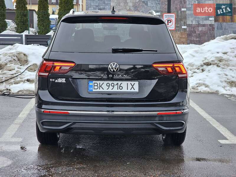 Внедорожник / Кроссовер Volkswagen Tiguan 2023 в Ровно
