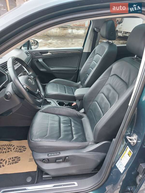 Внедорожник / Кроссовер Volkswagen Tiguan 2018 в Луцке фото 32 Внедорожник / Кроссовер Volkswagen Tiguan 2018 в Луцке