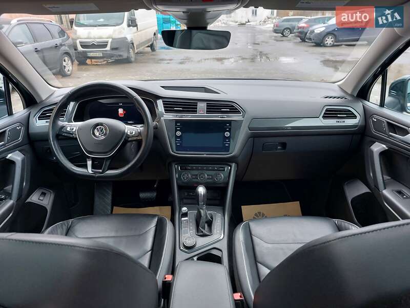 Внедорожник / Кроссовер Volkswagen Tiguan 2018 в Луцке фото 41 Внедорожник / Кроссовер Volkswagen Tiguan 2018 в Луцке