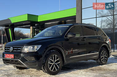 Внедорожник / Кроссовер Volkswagen Tiguan 2020 в Киеве