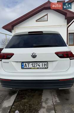 Внедорожник / Кроссовер Volkswagen Tiguan 2019 в Тысменице