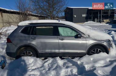 Внедорожник / Кроссовер Volkswagen Tiguan 2020 в Житомире