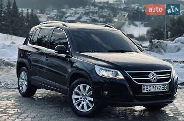 Позашляховик / Кросовер Volkswagen Tiguan 2009 в Тернополі